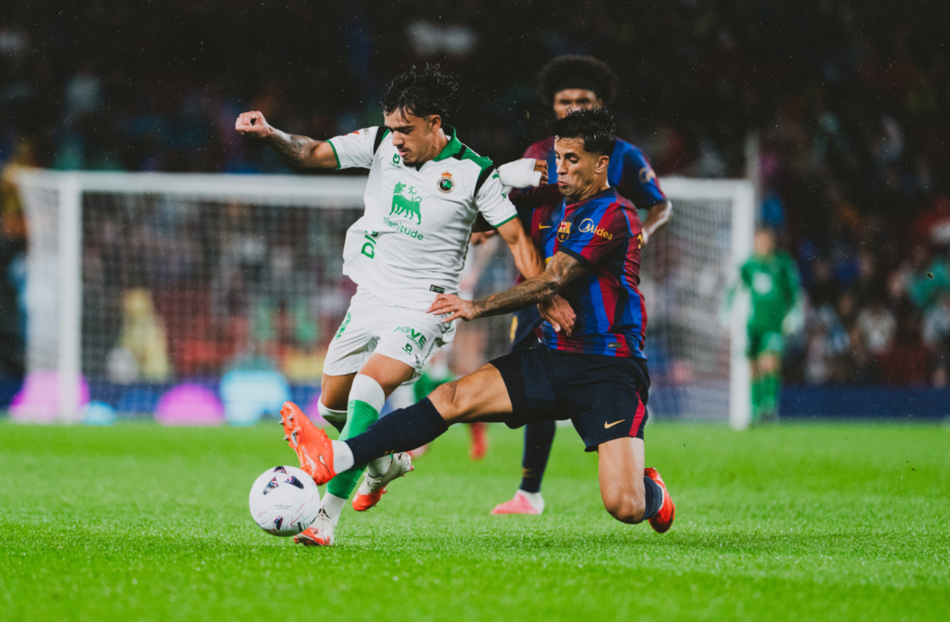 Barcelona vs Racing Santander (02:30 – 17/09) | Xem lại trận đấu